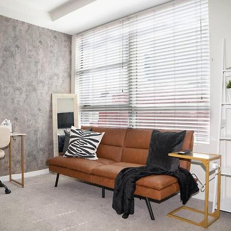 June Specials- Suite Spot Dtla- Free Parking For One Car! لوس أنجلوس المظهر الخارجي الصورة