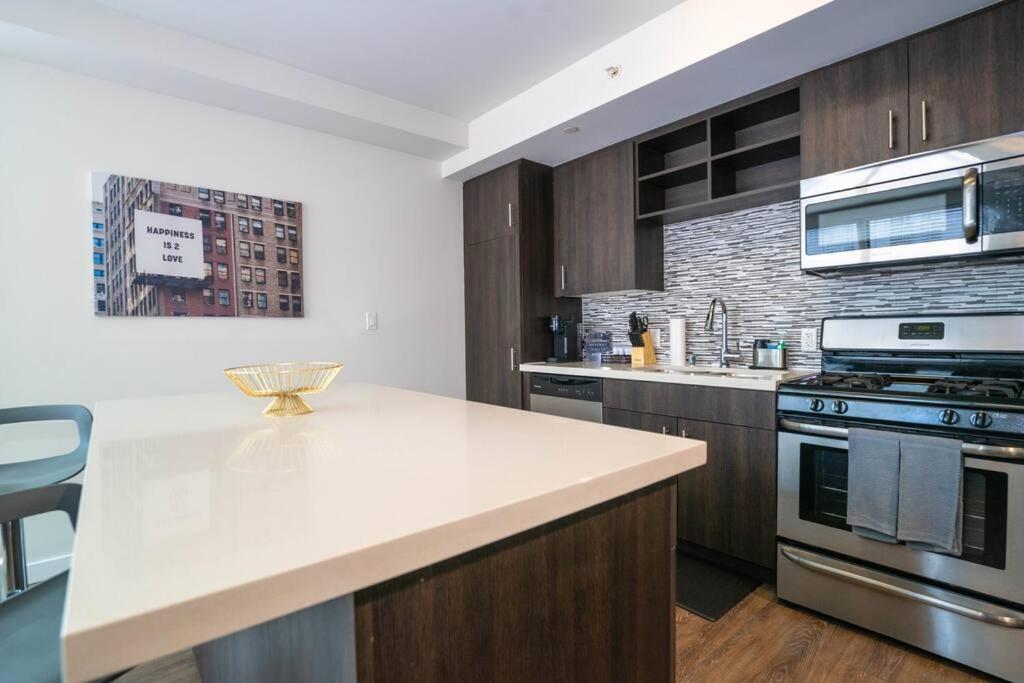 June Specials- Suite Spot Dtla- Free Parking For One Car! لوس أنجلوس المظهر الخارجي الصورة