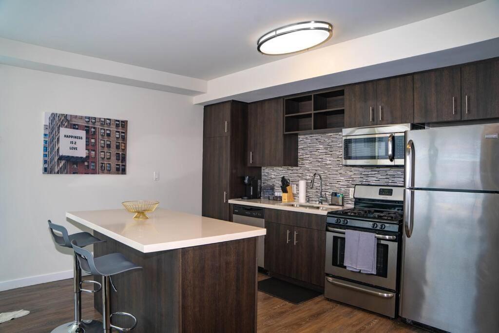 June Specials- Suite Spot Dtla- Free Parking For One Car! لوس أنجلوس المظهر الخارجي الصورة
